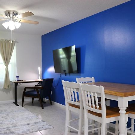 Hidden Sapphire-Apartment With Kitchen And Laundry Lakeland Exterior photo